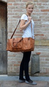 gusti-harvey-sac-de-voyage-femme